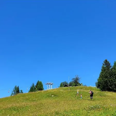 Pet & Family Friendly House Viktorija - House Near Golica With Triglav View Сasa de vacaciones *