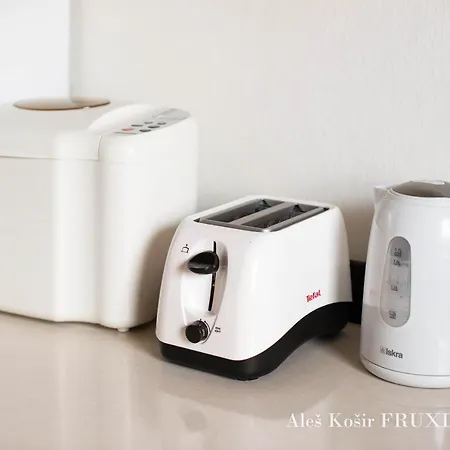 Pet & Family Friendly House Viktorija - House Near Golica With Triglav View Feriehus *