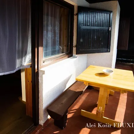 Pet&family Friendly House Viktorija - House Near Golica With Triglav View Vakantiehuis
