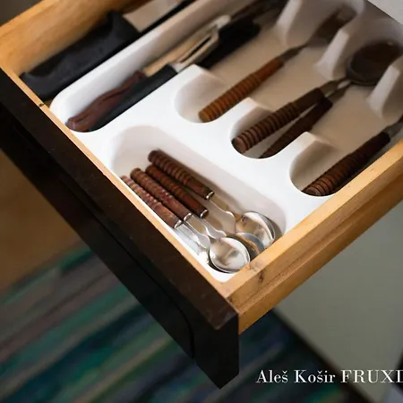 Pet & Family Friendly House Viktorija - House Near Golica With Triglav View Сasa de vacaciones