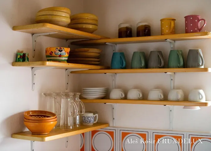 בית נופש Pet & Family Friendly House Viktorija - House Near Golica With Triglav View *