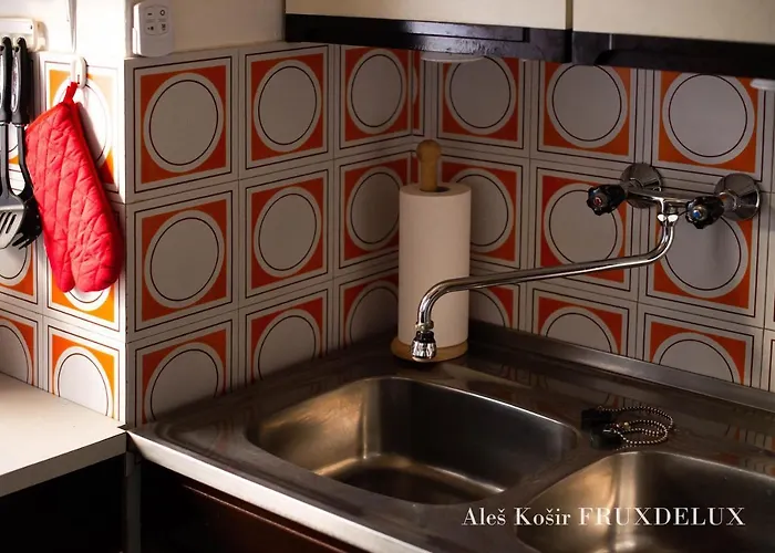 Holiday home Pet & Family Friendly House Viktorija - House Near Golica With Triglav View Jesenice