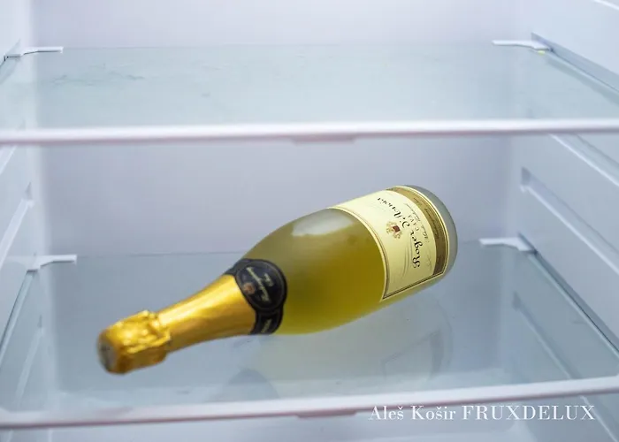 בית נופש Pet & Family Friendly House Viktorija - House Near Golica With Triglav View יסניצה