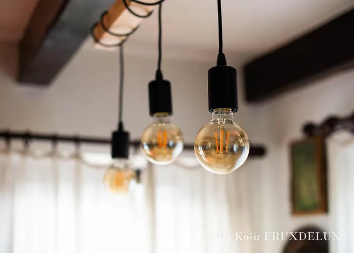 Pet & Family Friendly House Viktorija - House Near Golica With Triglav View בית נופש *