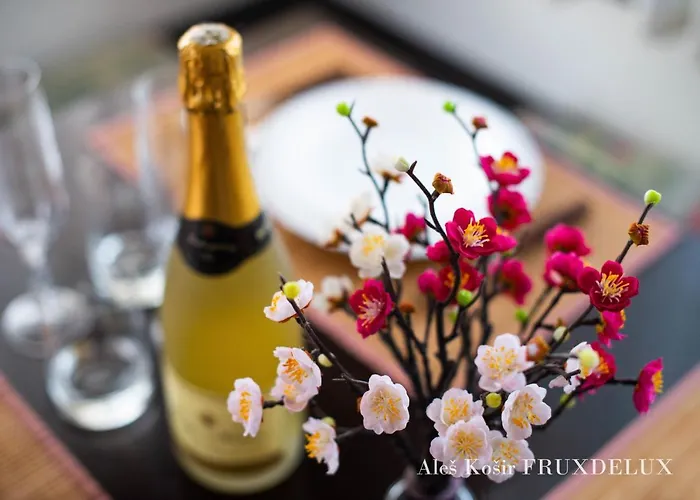 Pet & Family Friendly House Viktorija - House Near Golica With Triglav View Hébergement de vacances Jesenice