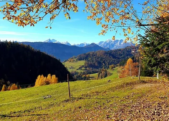 בית נופש Pet & Family Friendly House Viktorija - House Near Golica With Triglav View