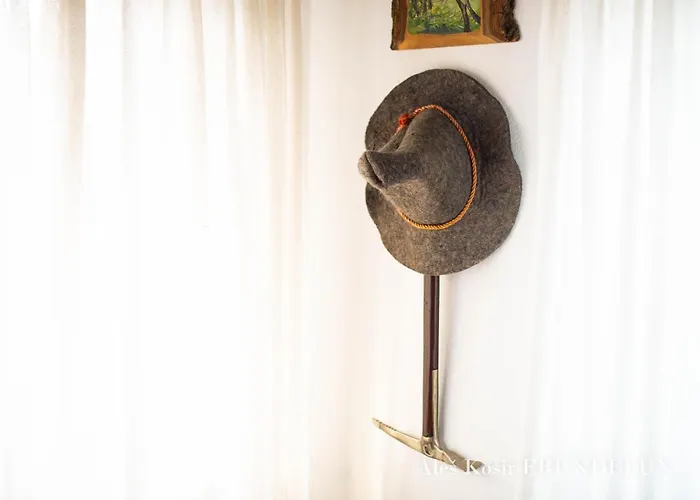 Pet & Family Friendly House Viktorija - House Near Golica With Triglav View בית נופש *